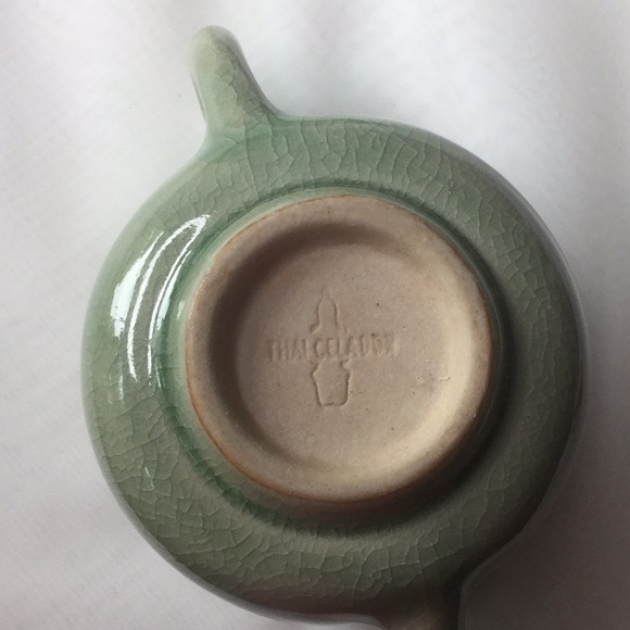 Vintage Thai Celadon stamped sugar bowl crackle glaze green imported - Picture 5 of 5